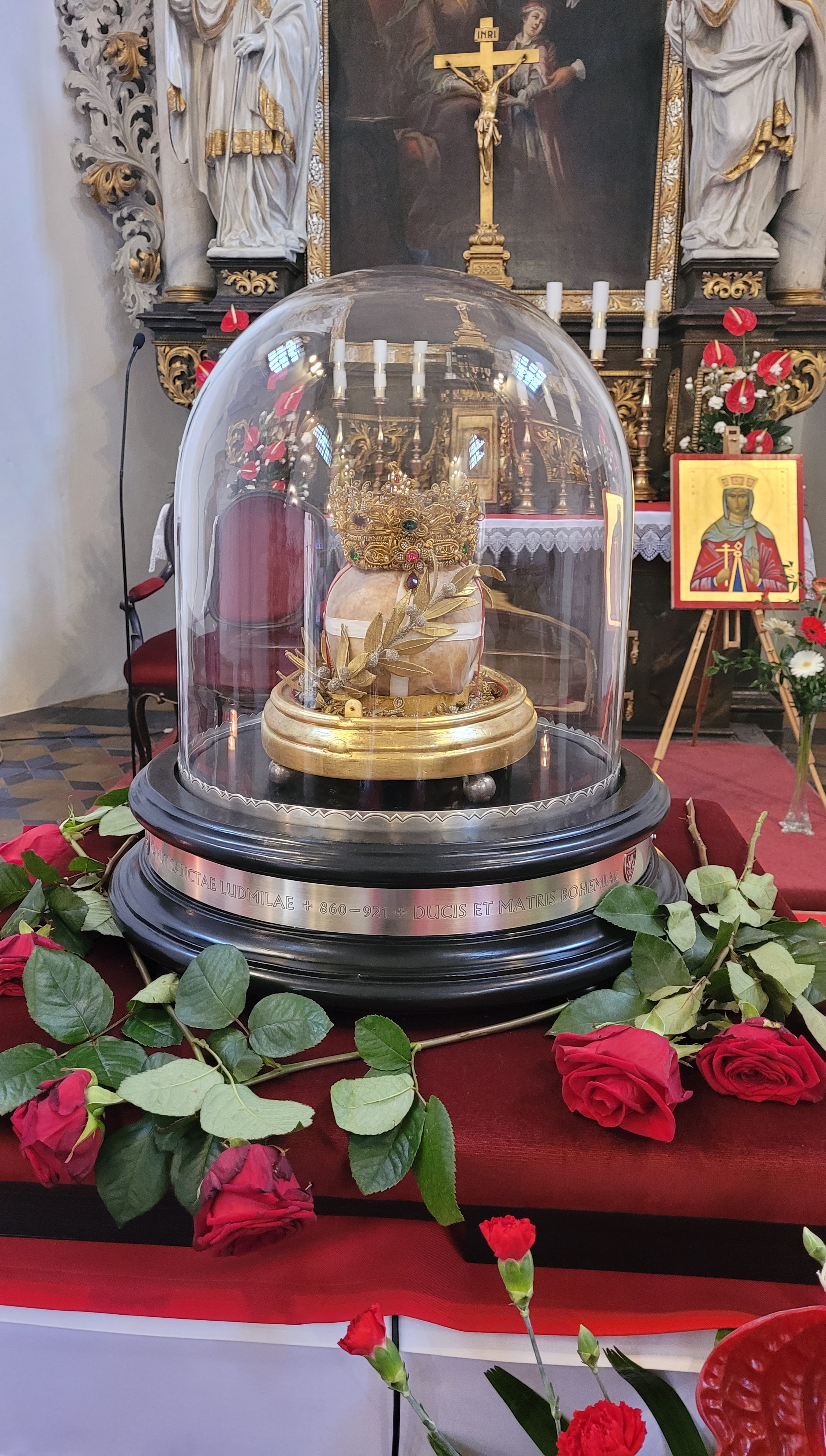 Tetin sv. Ludmila lebka detail 18.9.2021 2