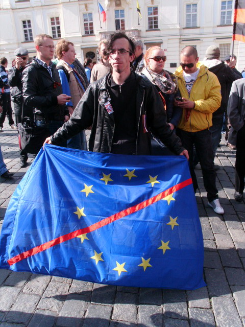 Hrad 6 Vlajka EU 080514
